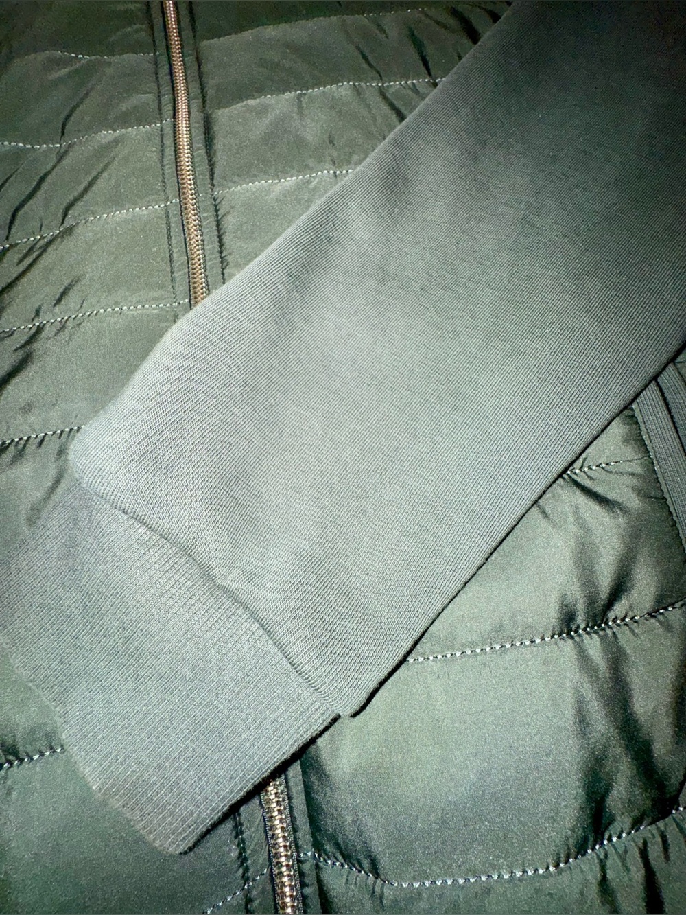 Reiss Quilted/Knit Hybrid Jacket with Standup Collar in Army Green, Size L - Picture 7 of 11
